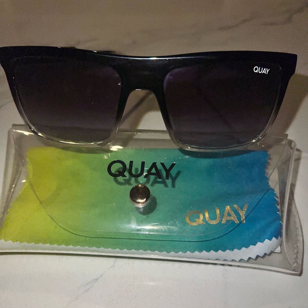 QUAY Sunglasses Let It Run